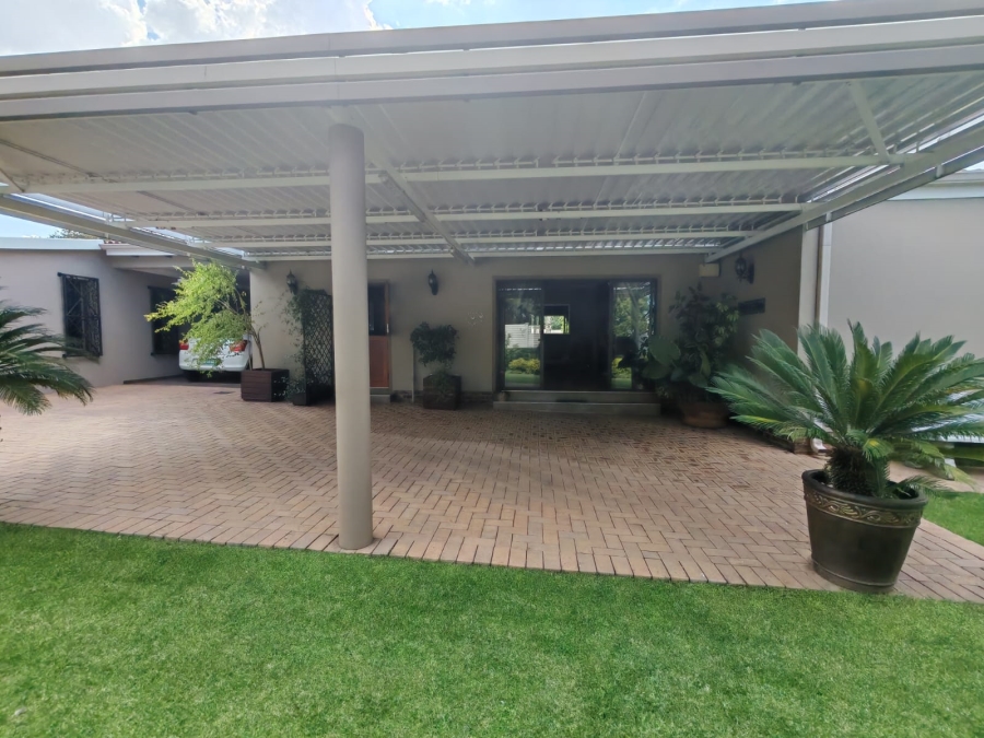 3 Bedroom Property for Sale in Maraldi Estate Free State